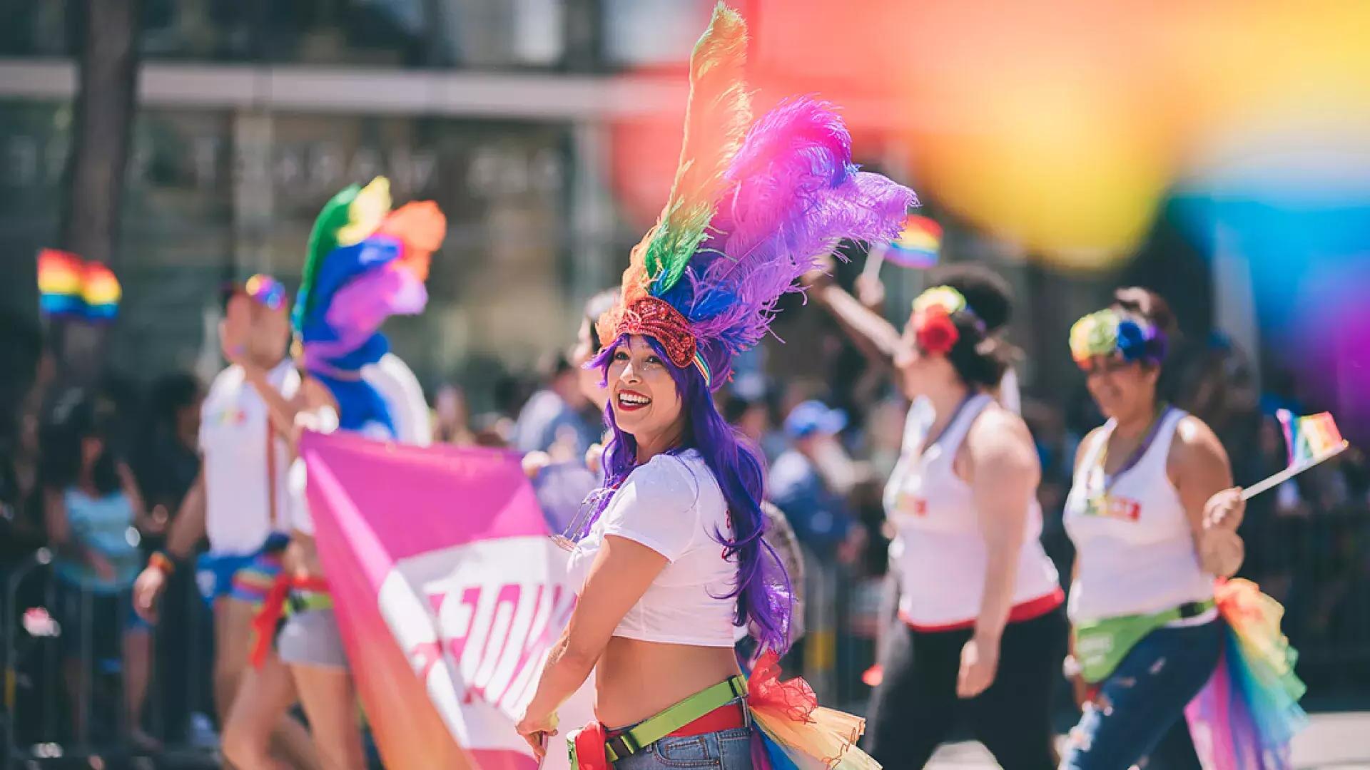 Frau beim Pride-Festival in San Francisco